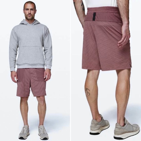 Men’s Lululemon Step Back Jump Short 9” Size Medium Red Dust Pink M7AEFS Pockets - Picture 1 of 10